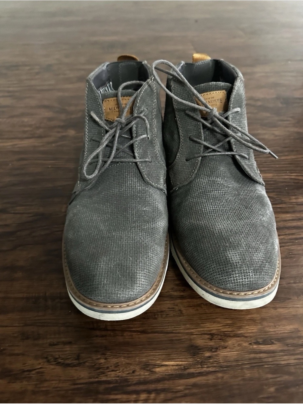 Nunn Bush Men's Gray Textured Chukka Boots